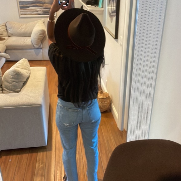 Wool hat - Picture 5 of 5